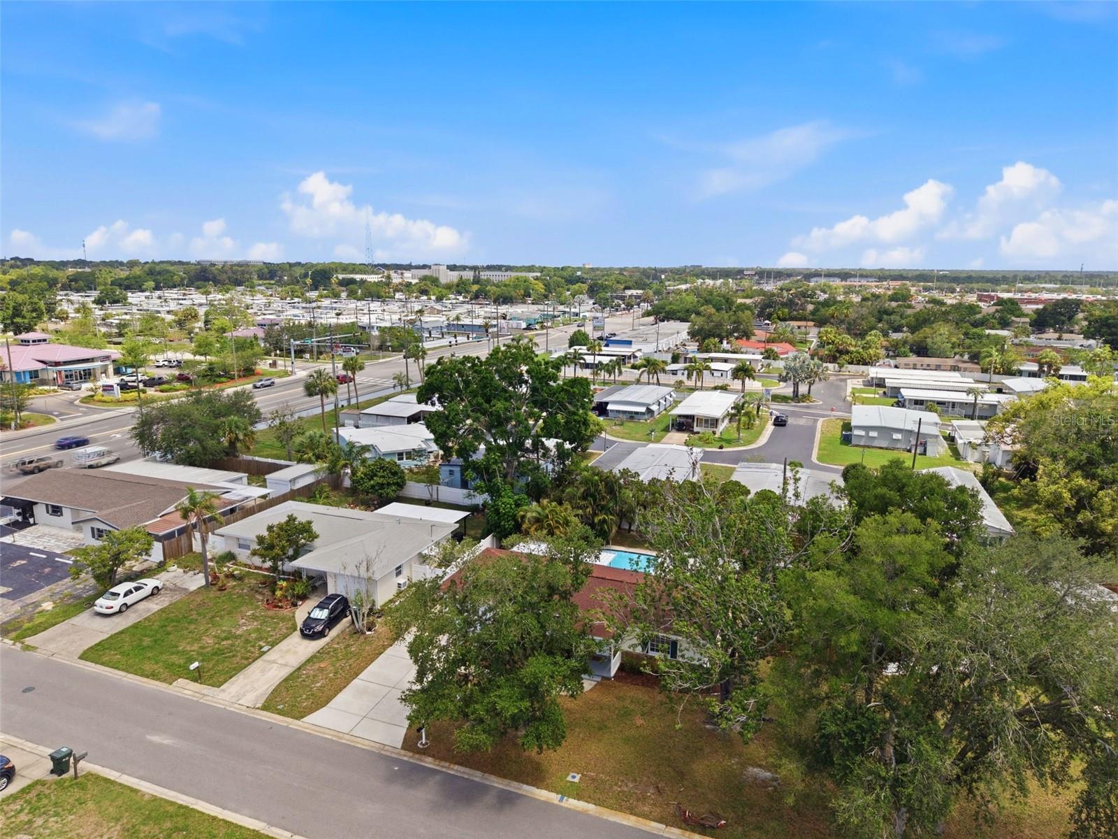 ESQUIRE ESTATES - Residential