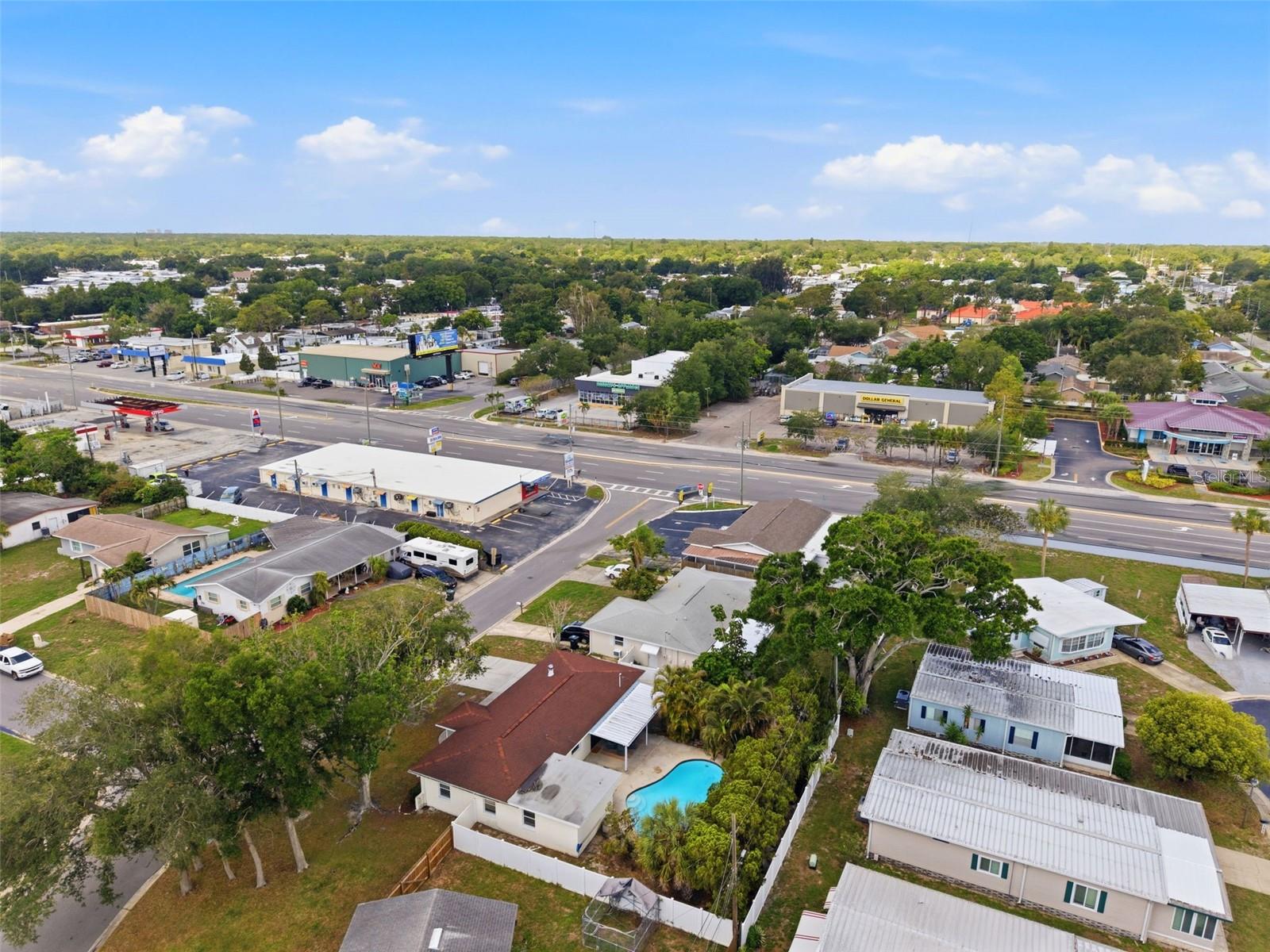 ESQUIRE ESTATES - Residential
