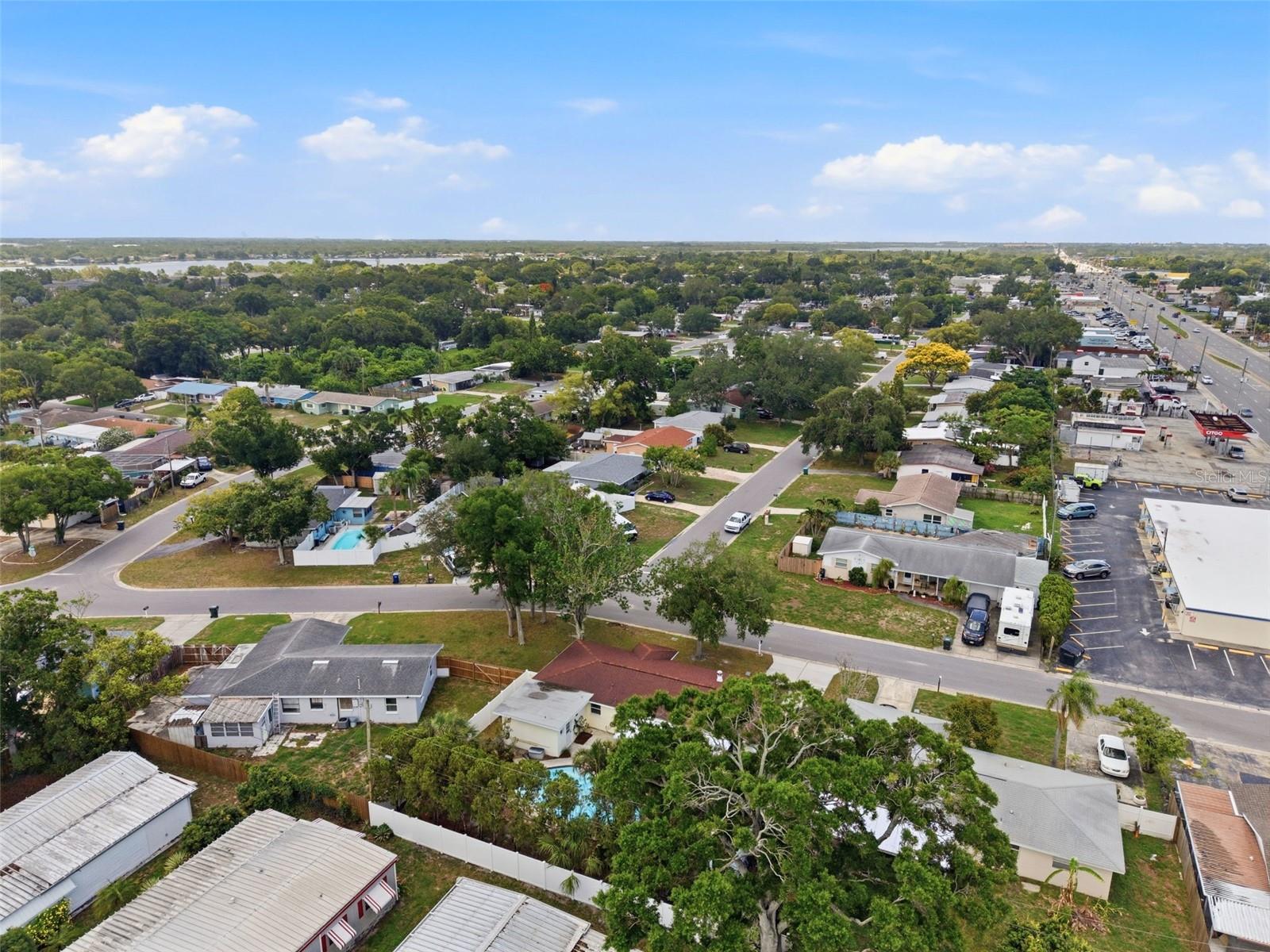 ESQUIRE ESTATES - Residential