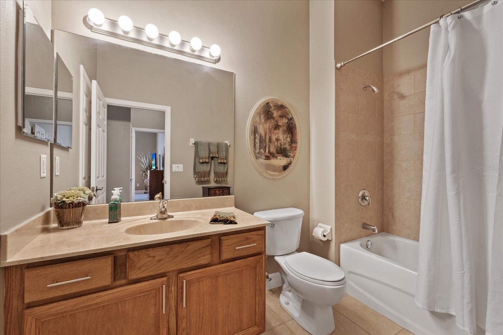 GULF HARBOR VILLAS PH 01 - Residential