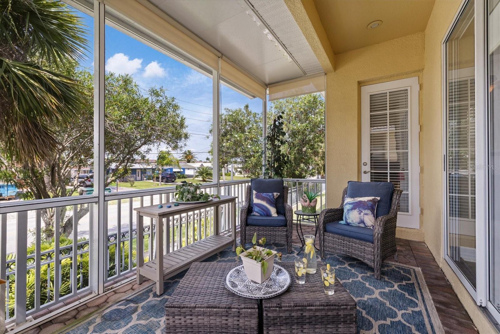 GULF HARBOR VILLAS PH 01 - Residential