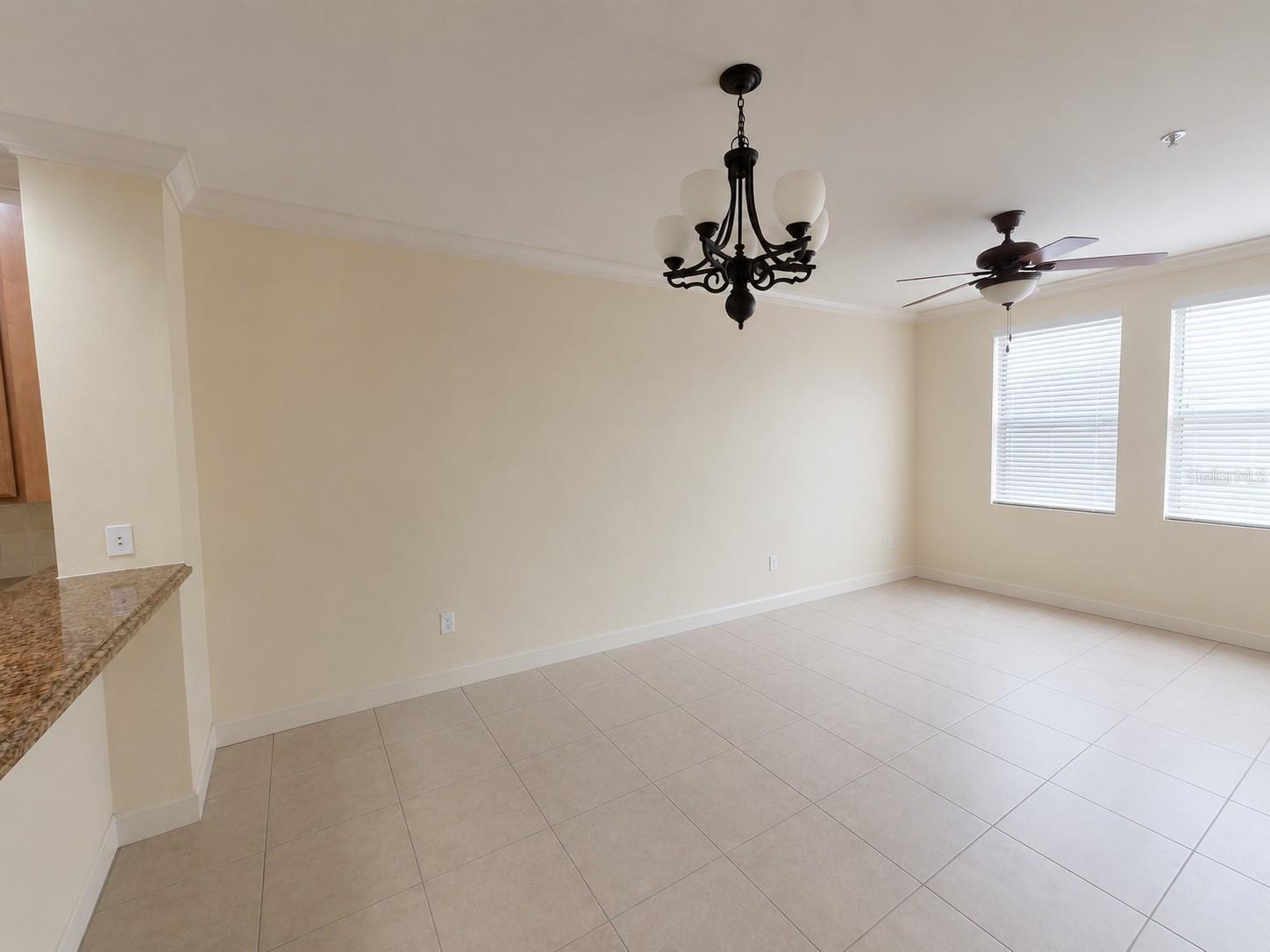 TIERRA DEL SOL - Residential Lease