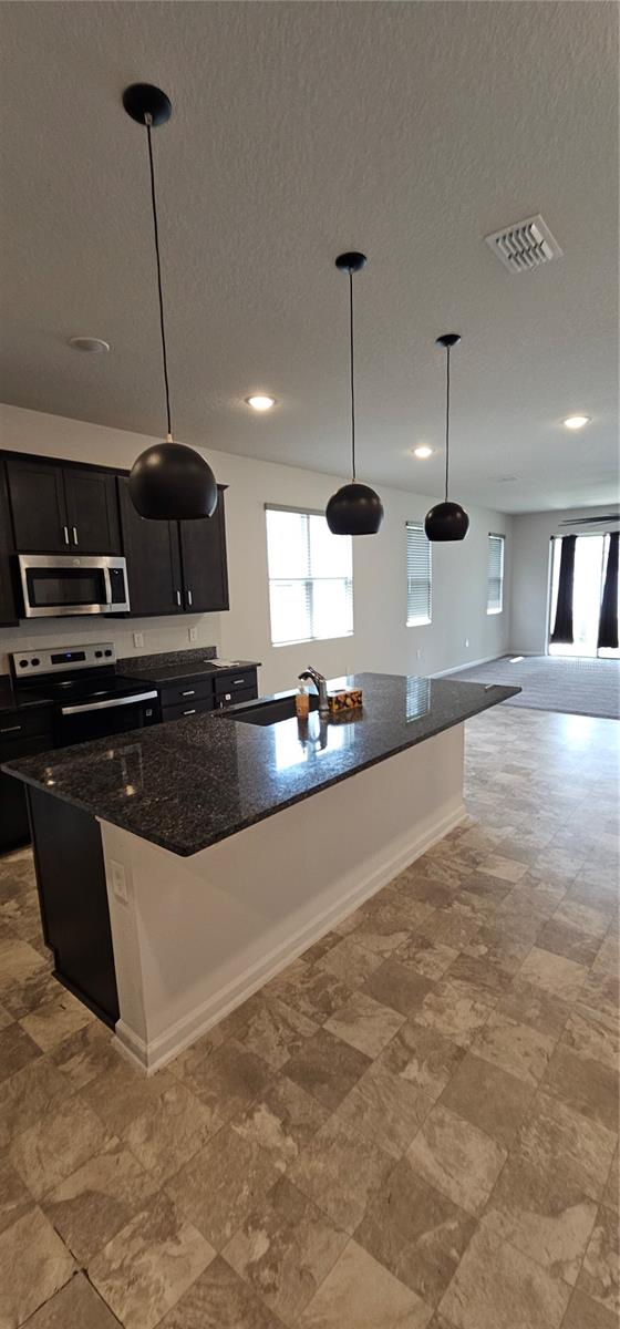 MATTIE POINTE - Residential