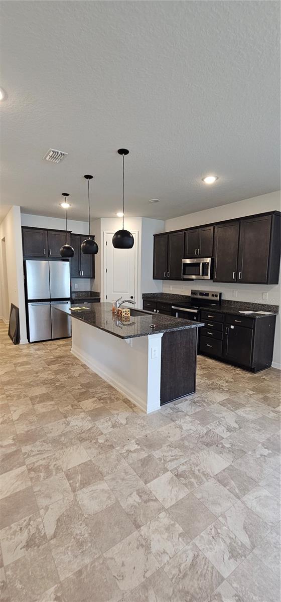 MATTIE POINTE - Residential
