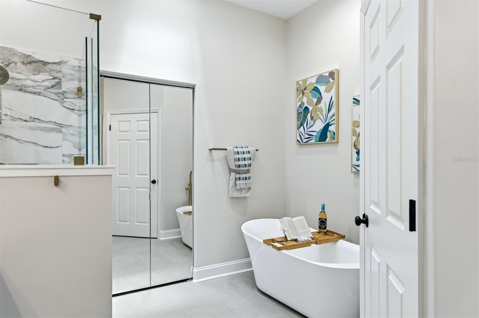 LANDINGS, VILLAS AT EAGLES POINT - Residential