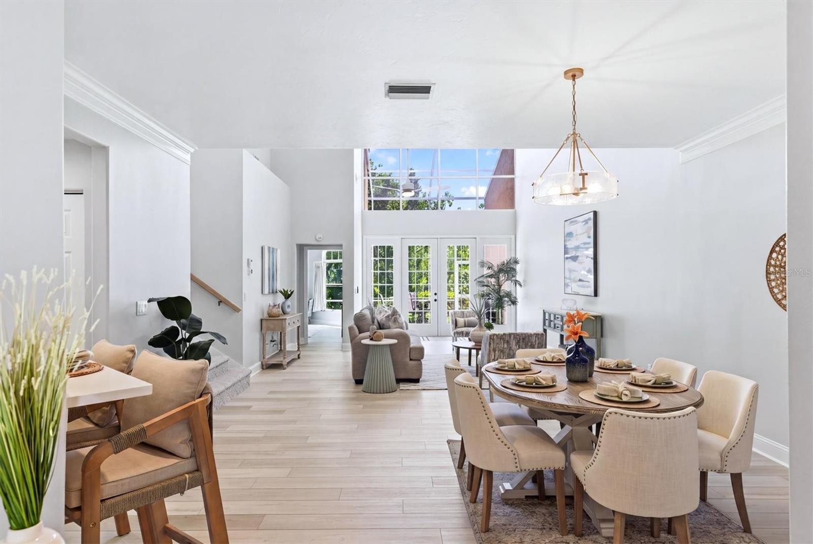 LANDINGS, VILLAS AT EAGLES POINT - Residential
