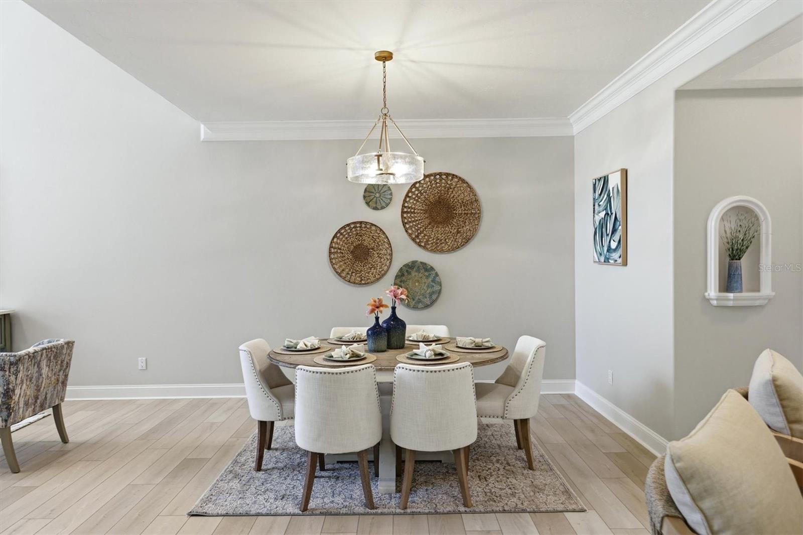 LANDINGS, VILLAS AT EAGLES POINT - Residential