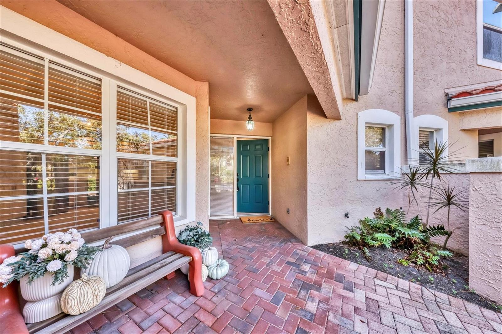 LANDINGS, VILLAS AT EAGLES POINT - Residential