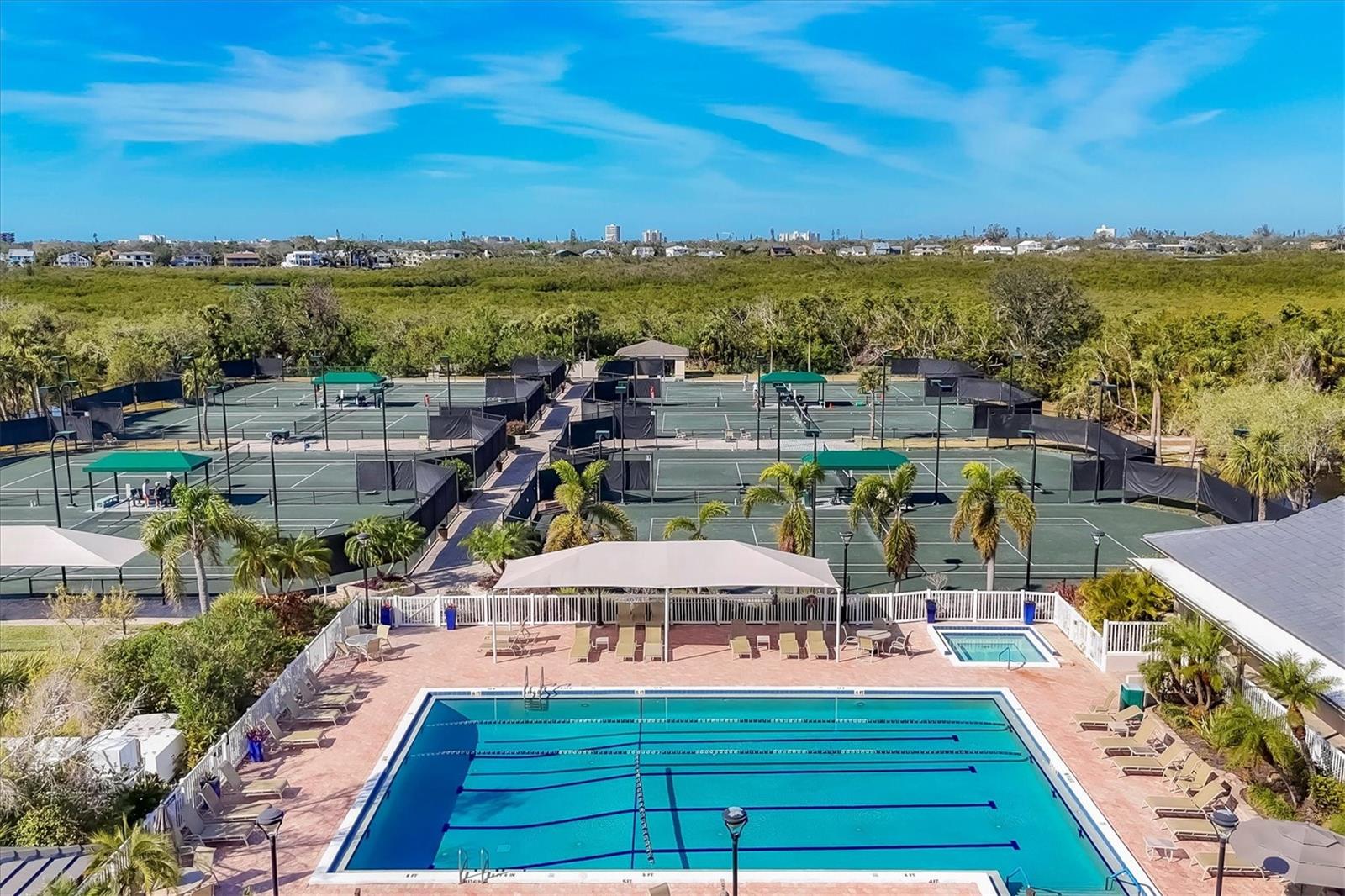 LANDINGS, VILLAS AT EAGLES POINT - Residential