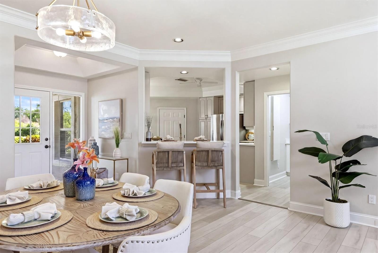 LANDINGS, VILLAS AT EAGLES POINT - Residential