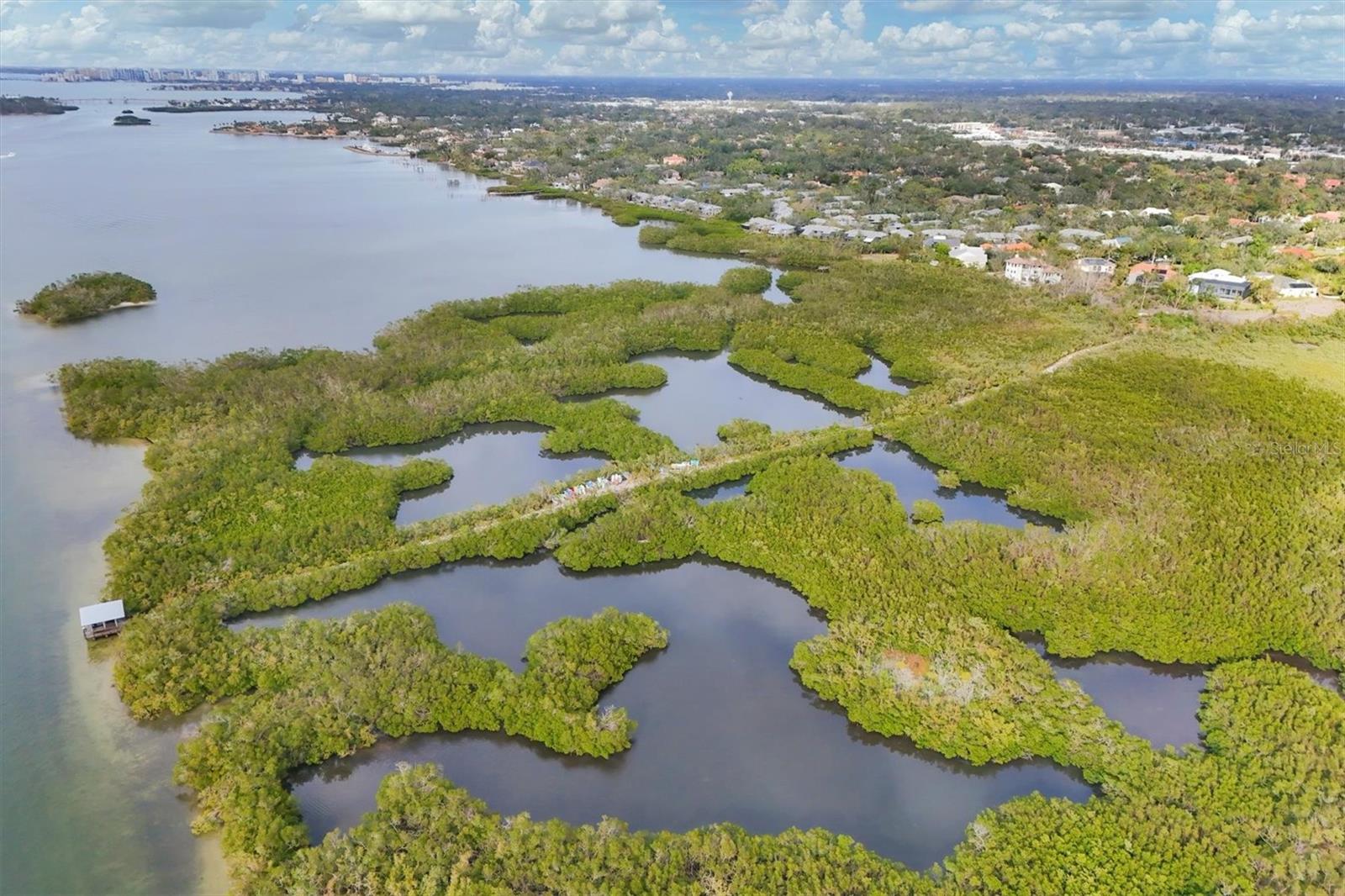 LANDINGS, VILLAS AT EAGLES POINT - Residential