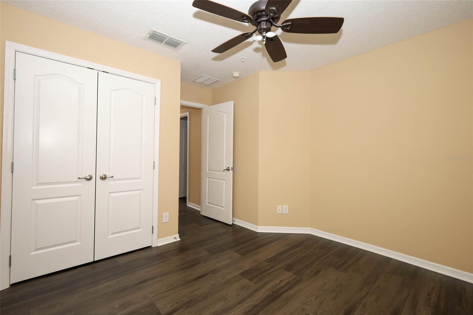 THORNBROOKE PH 1 - Residential Lease