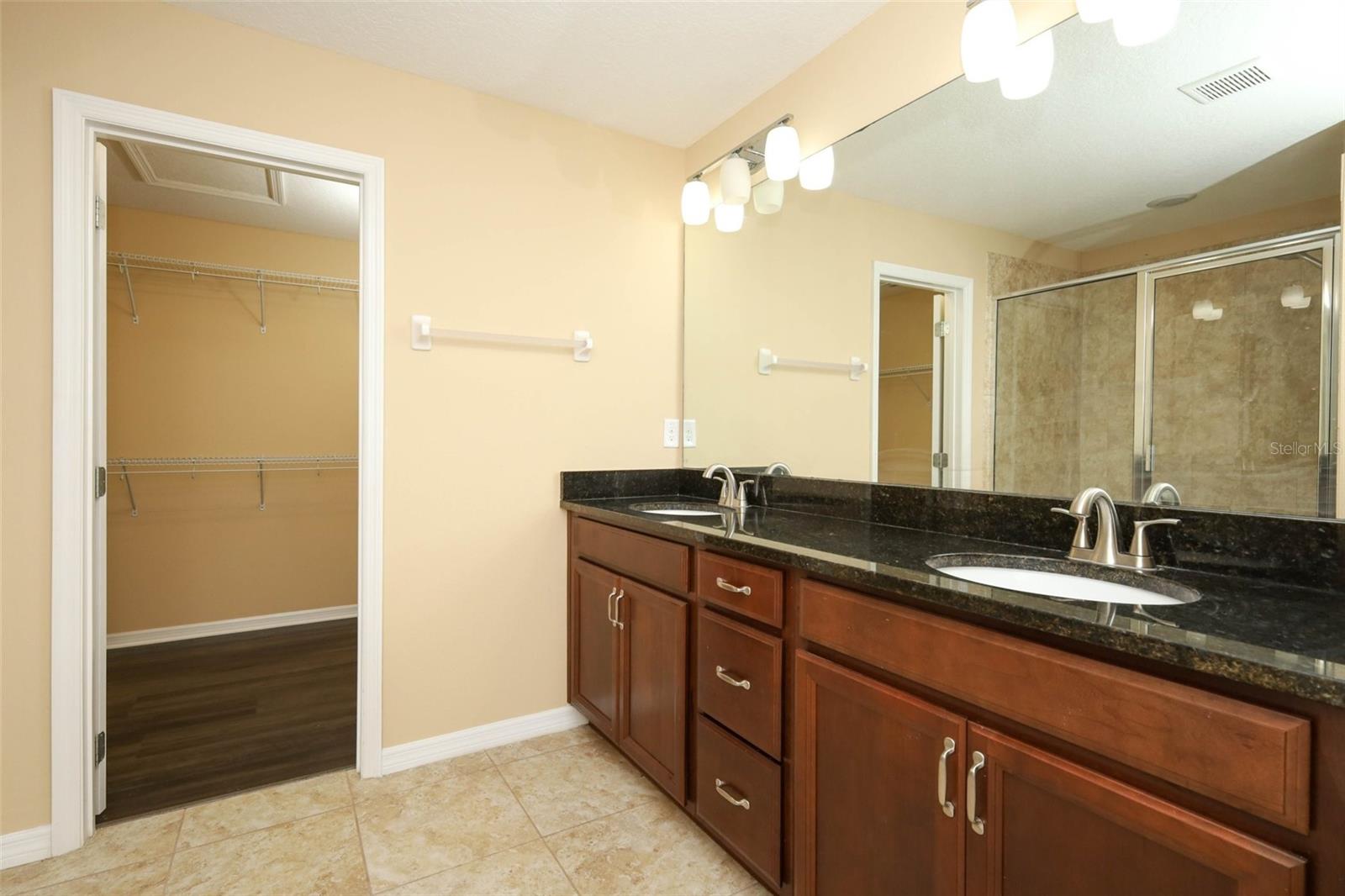 THORNBROOKE PH 1 - Residential Lease