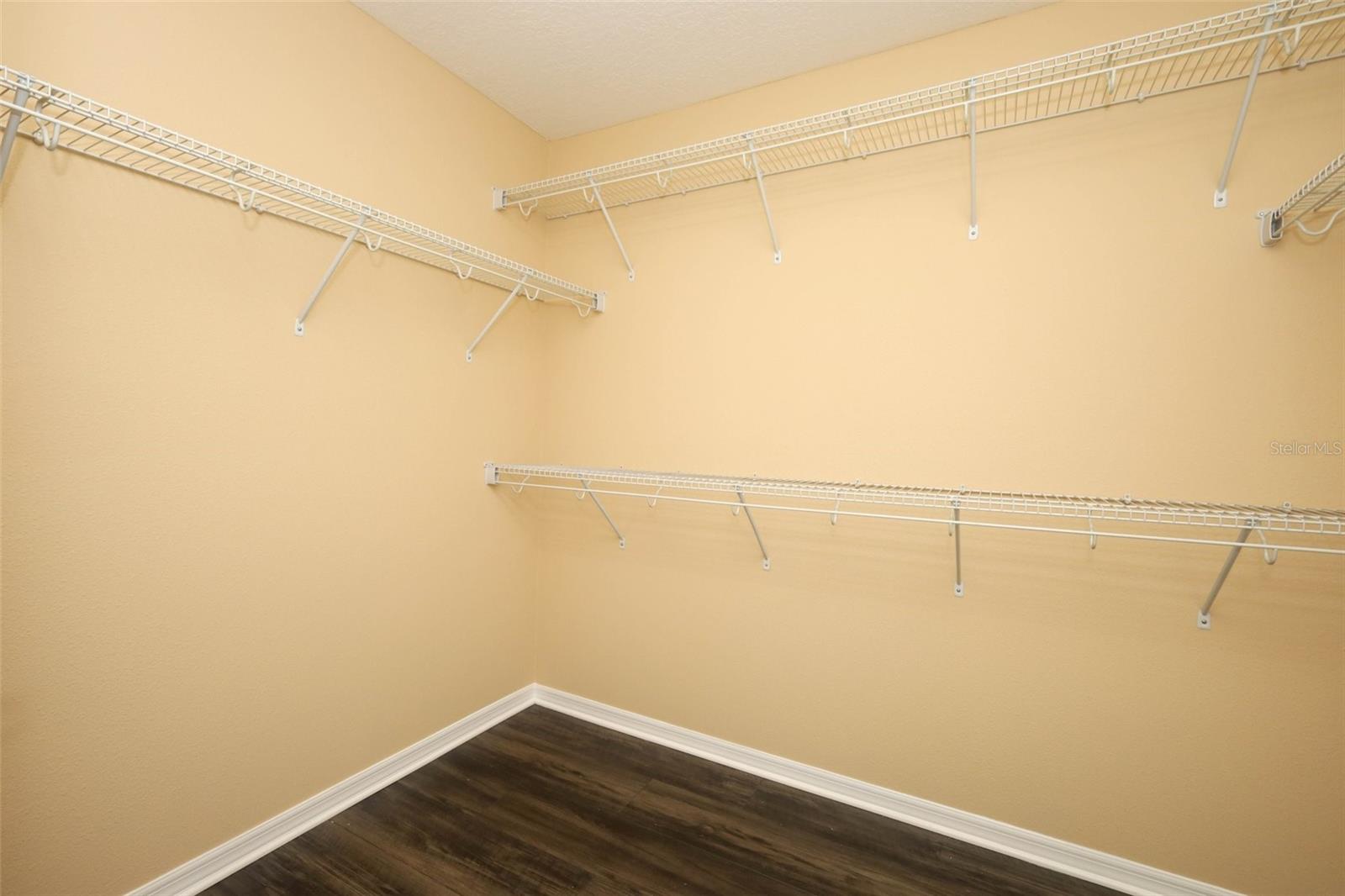 THORNBROOKE PH 1 - Residential Lease