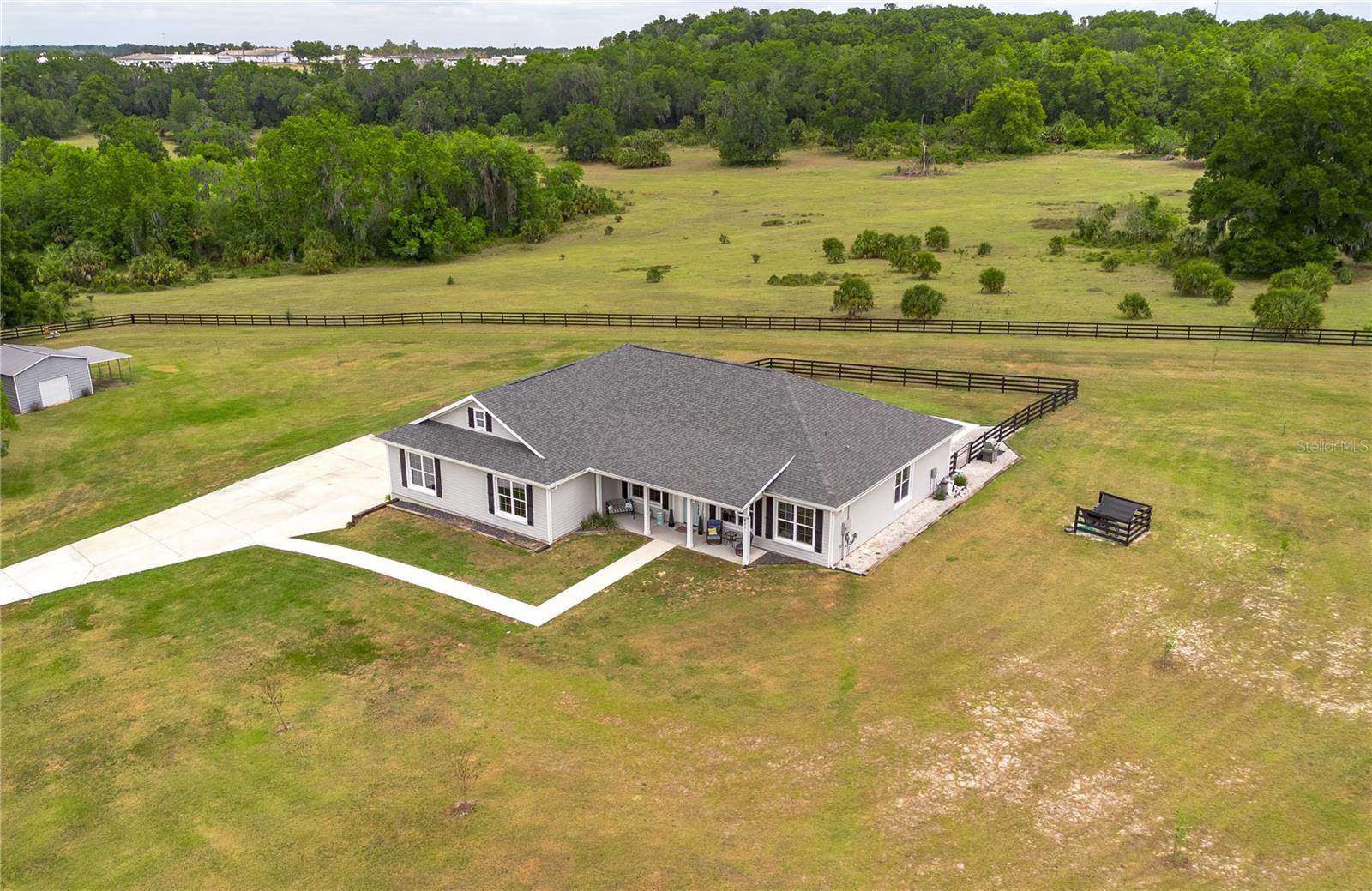EQUESTRIAN SPRINGS - Residential