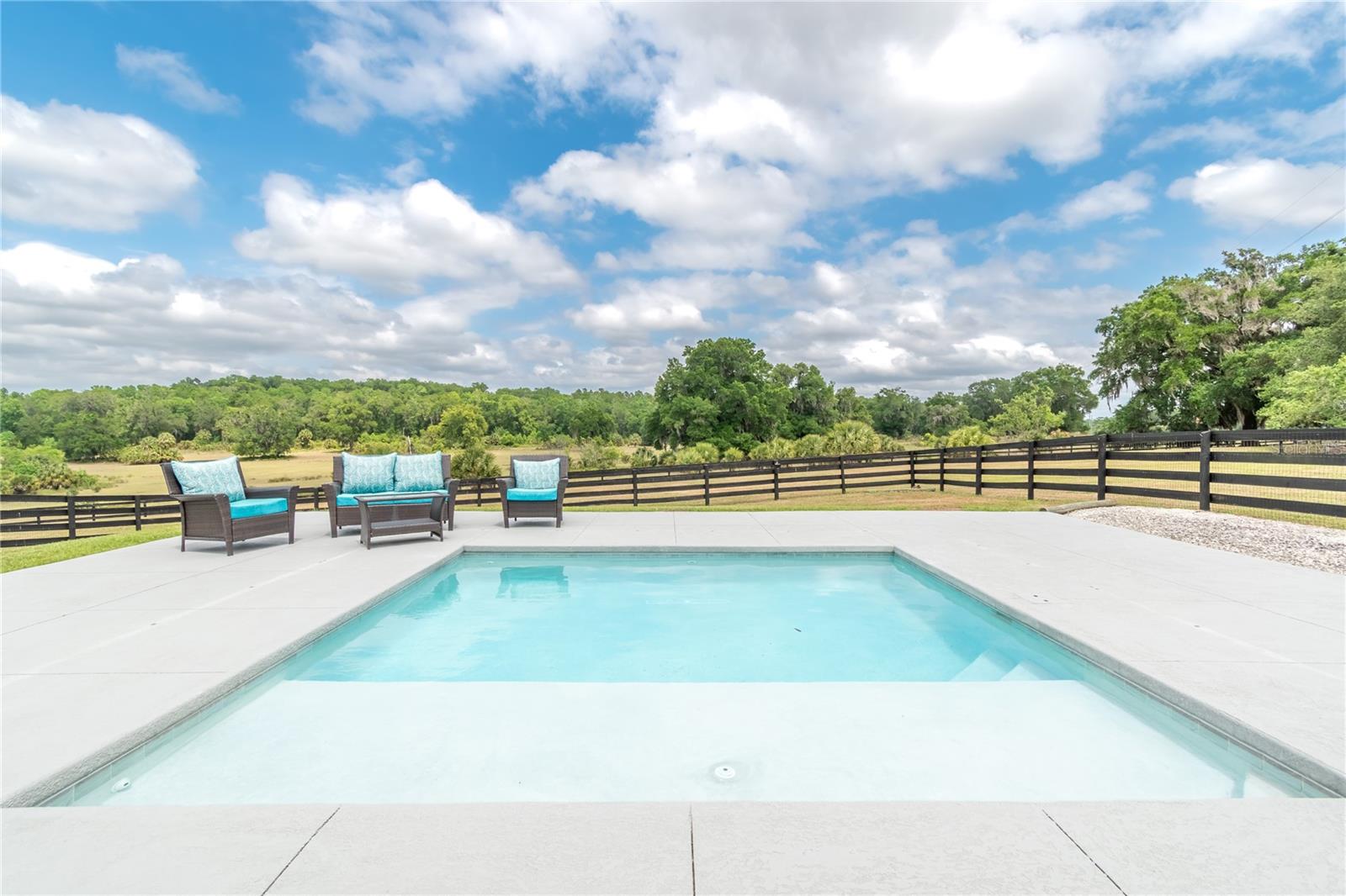 EQUESTRIAN SPRINGS - Residential