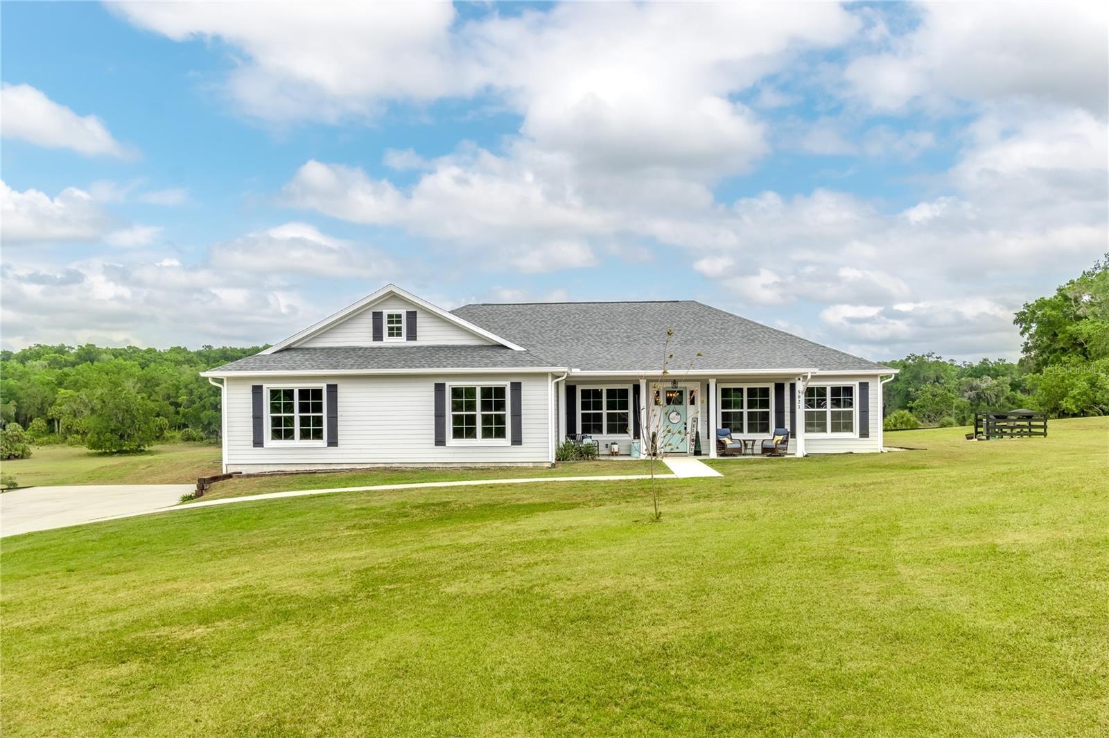 EQUESTRIAN SPRINGS - Residential