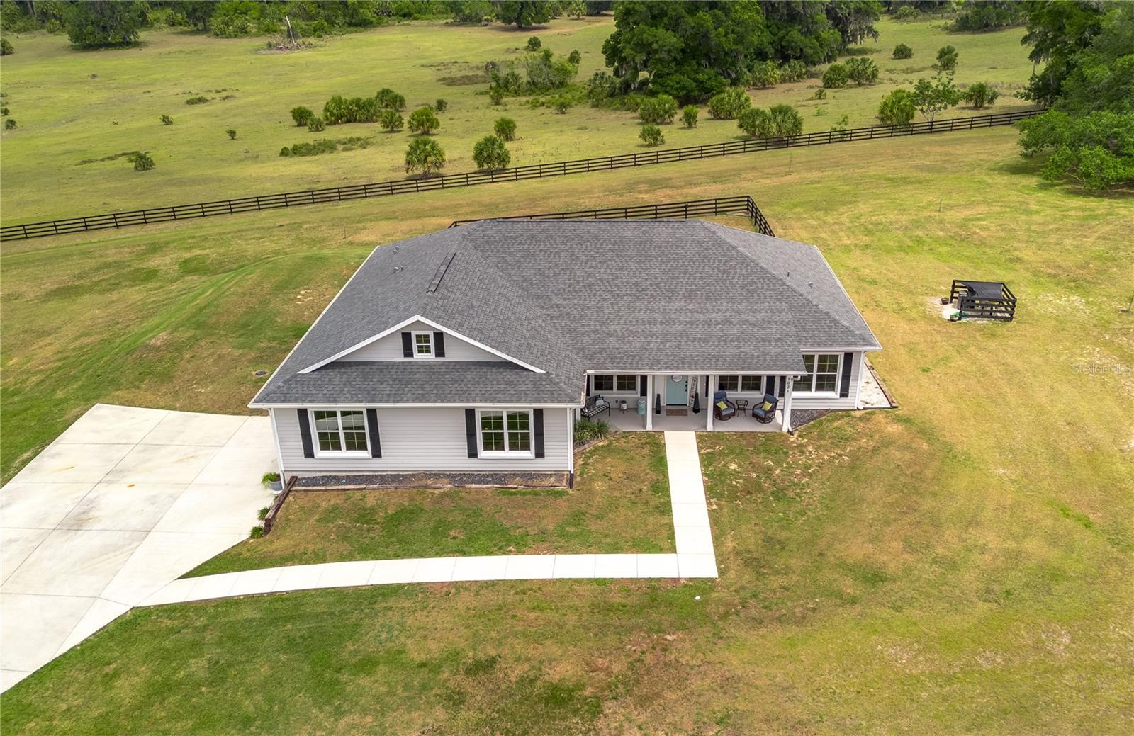 EQUESTRIAN SPRINGS - Residential
