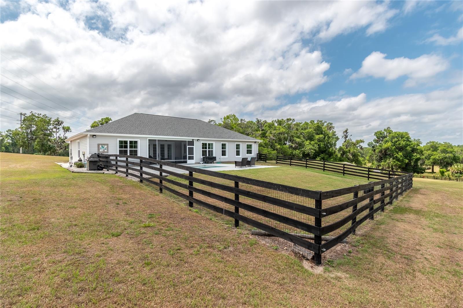 EQUESTRIAN SPRINGS - Residential