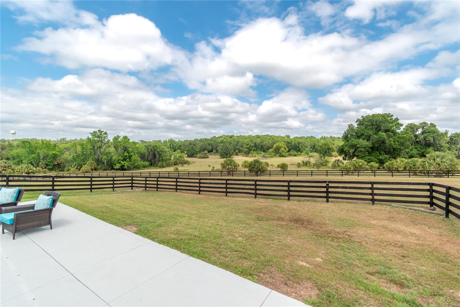 EQUESTRIAN SPRINGS - Residential
