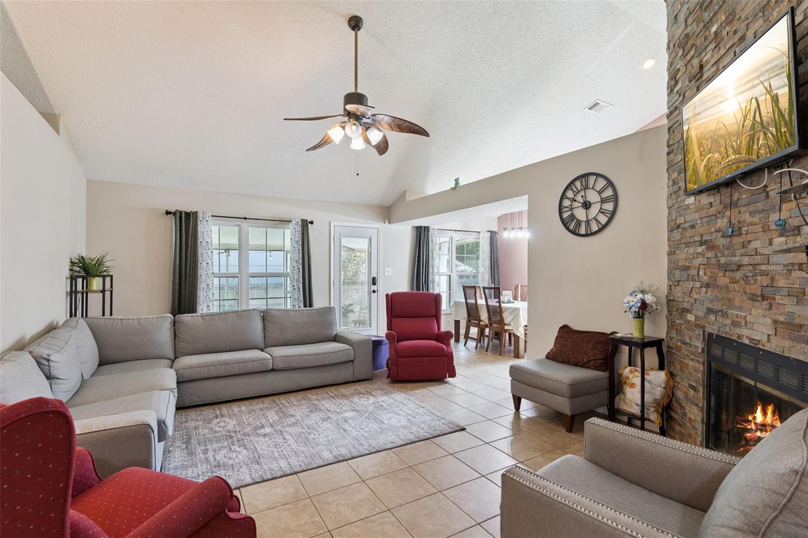 ALAFAYA WOODS PH 07 - Residential