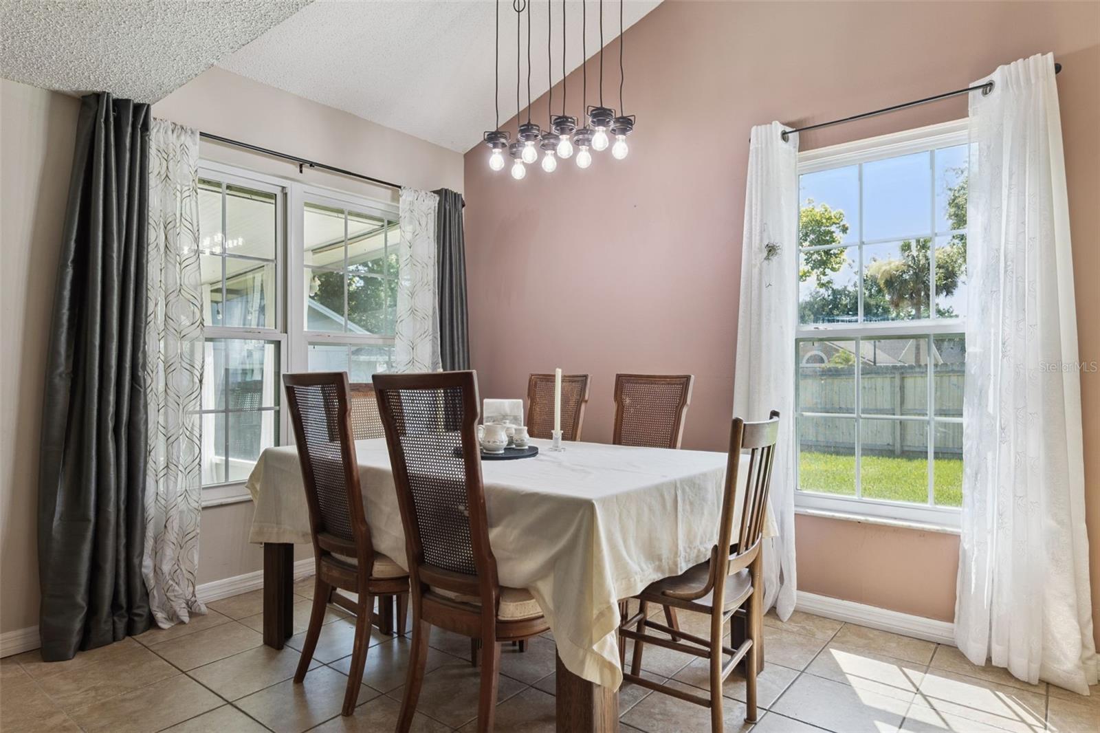 ALAFAYA WOODS PH 07 - Residential