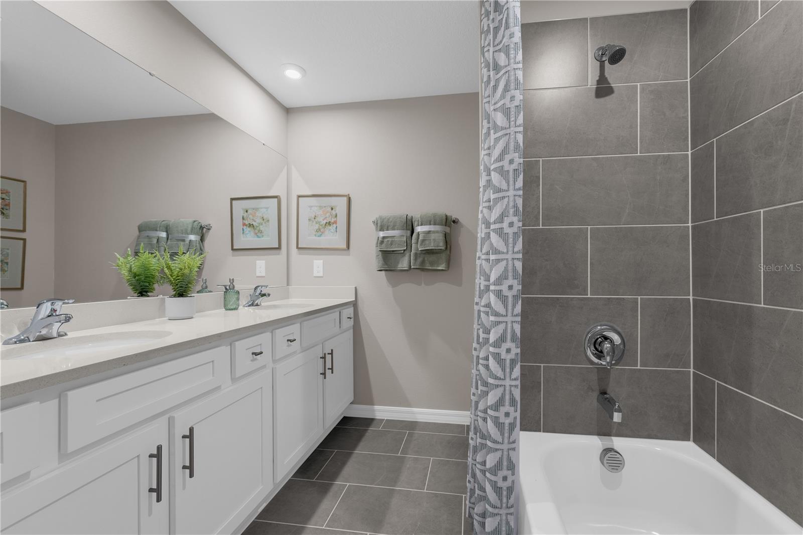 WYNNSTONE - Residential