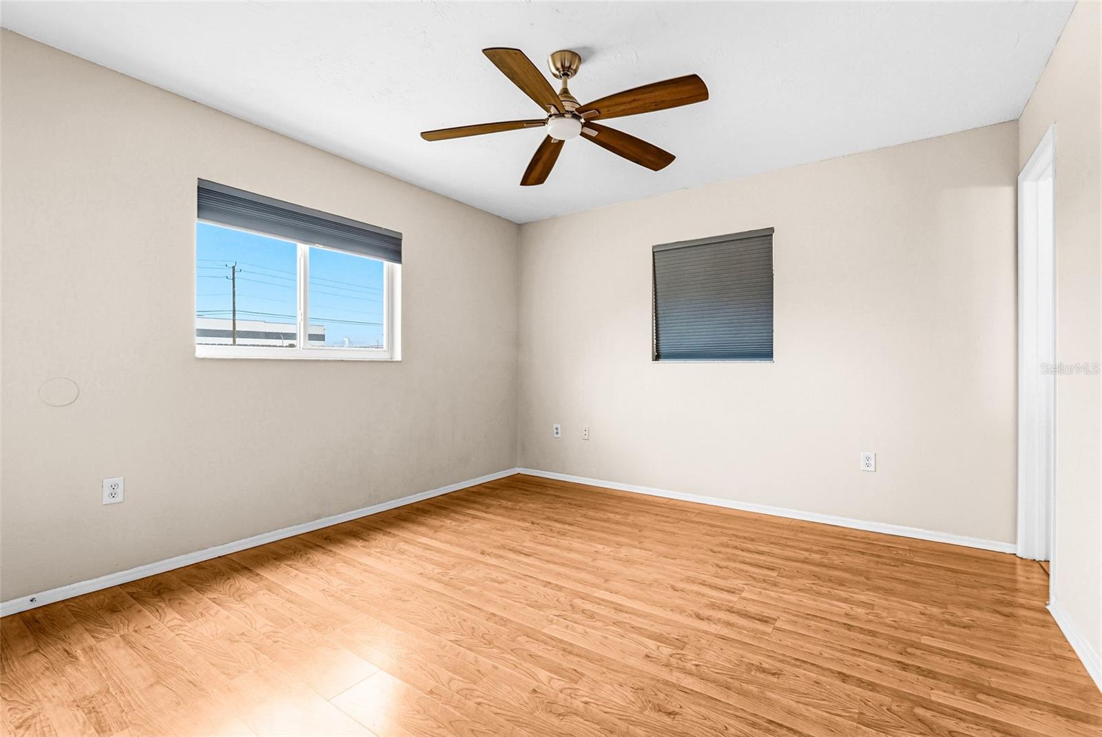 SYLVAN OAKS - Residential