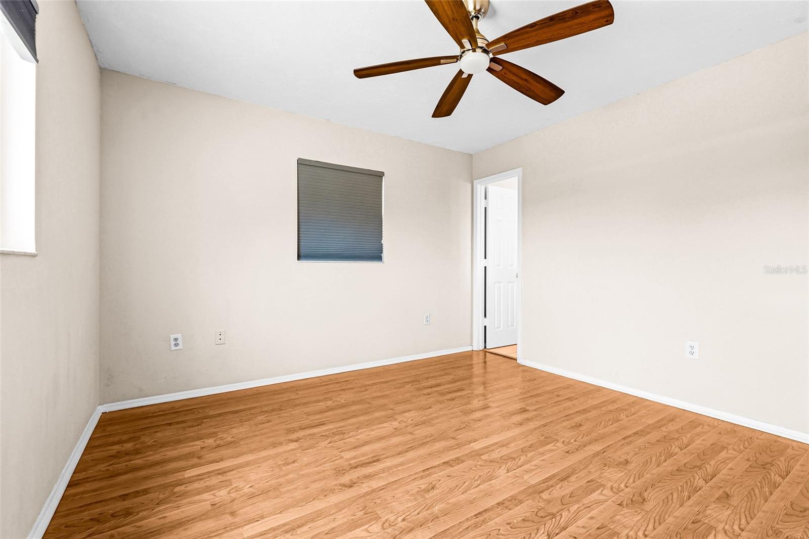 SYLVAN OAKS - Residential