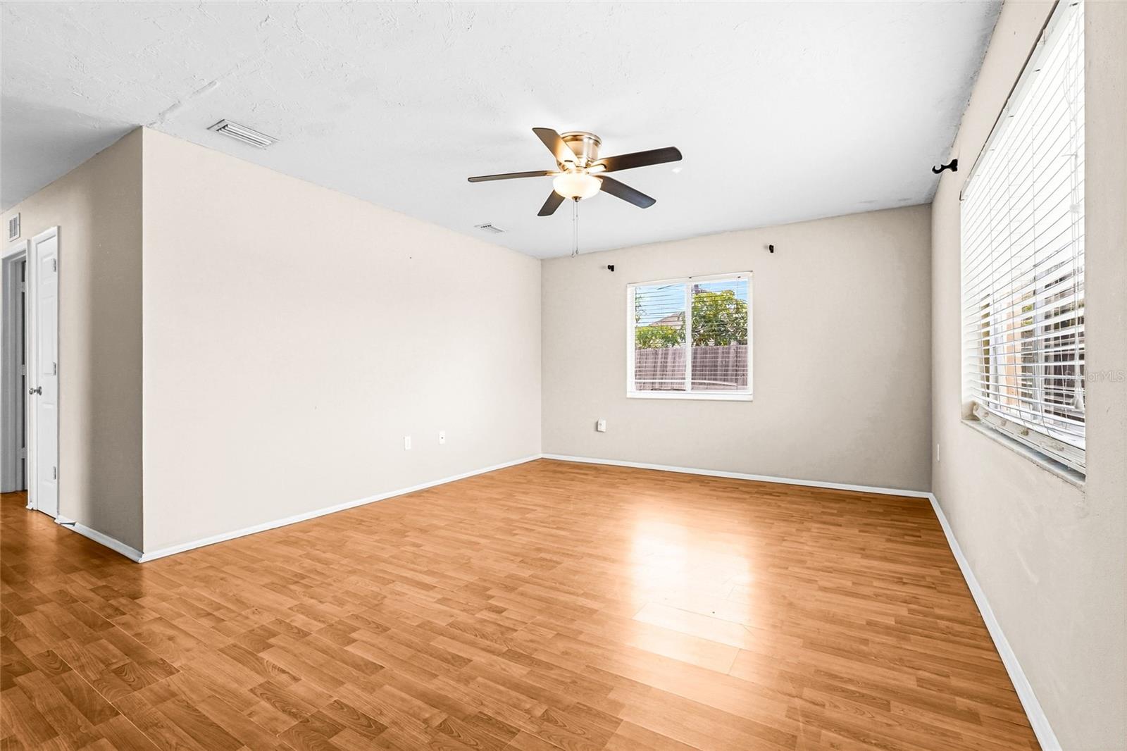SYLVAN OAKS - Residential