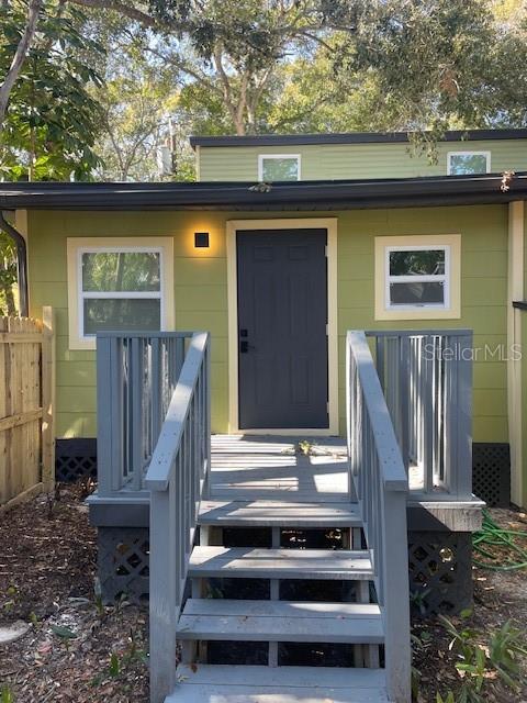 CRESENT LAKE GARDENS - Residential