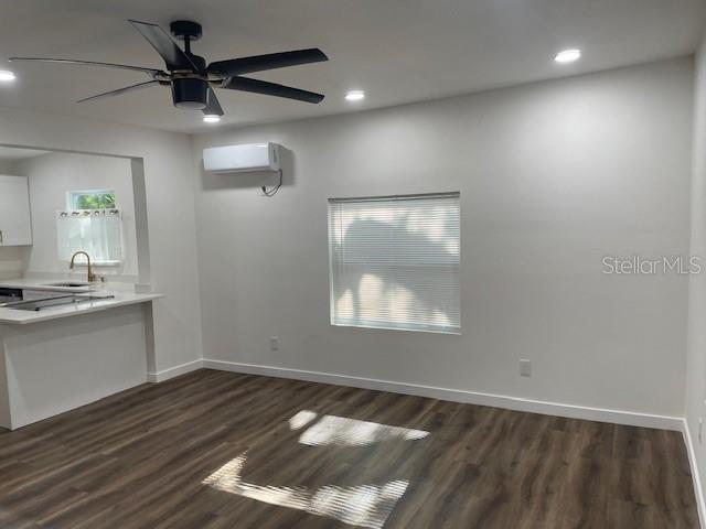 CRESENT LAKE GARDENS - Residential