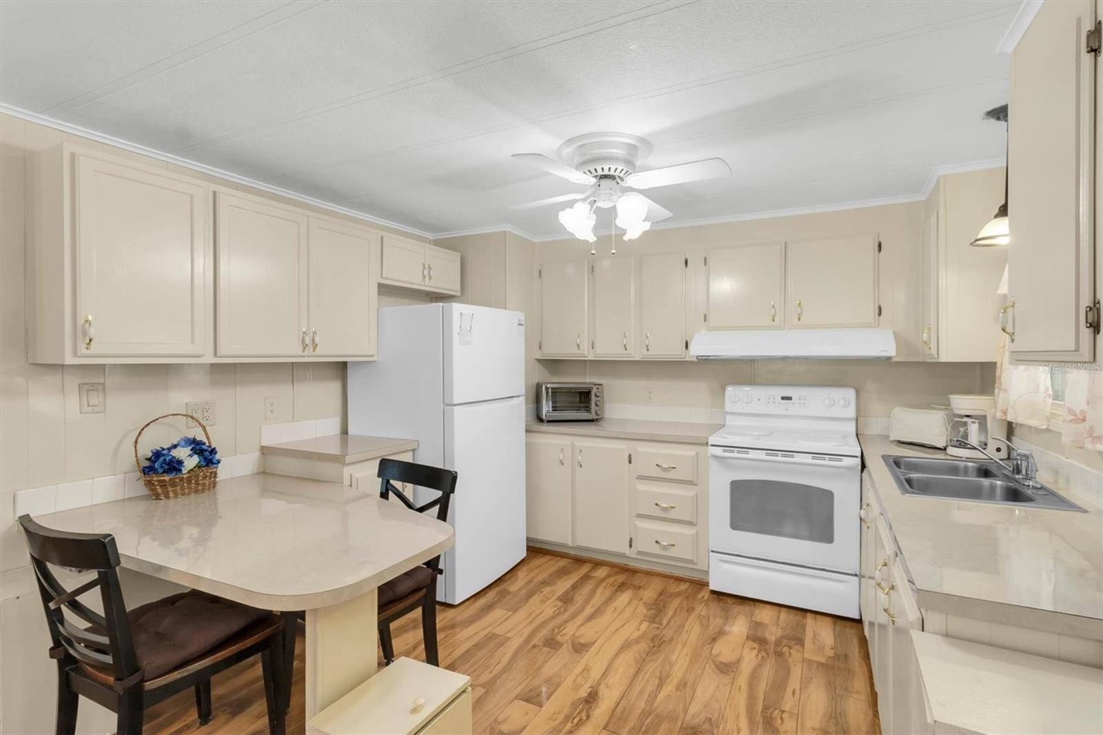 PONDEROSA PARK - Residential