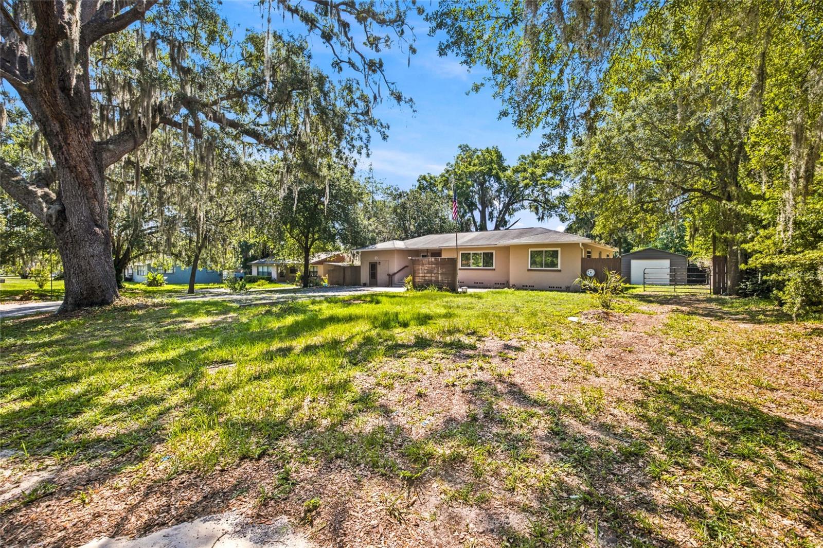 BELLEVIEW - Residential