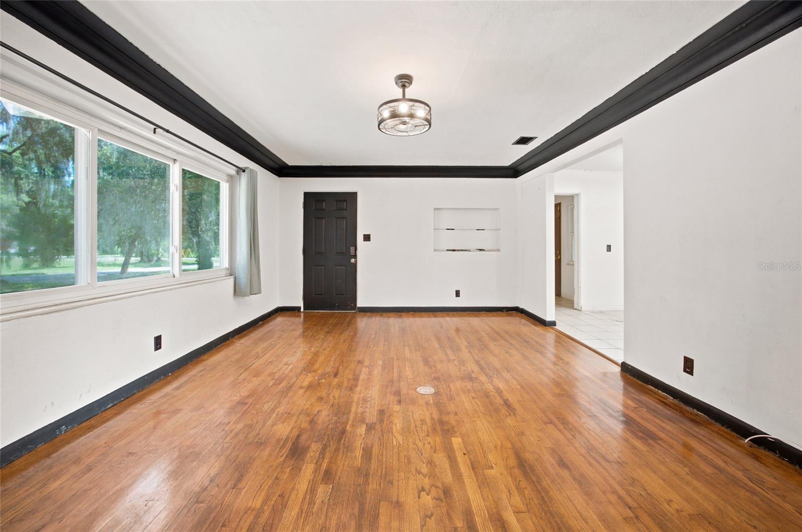 BELLEVIEW - Residential