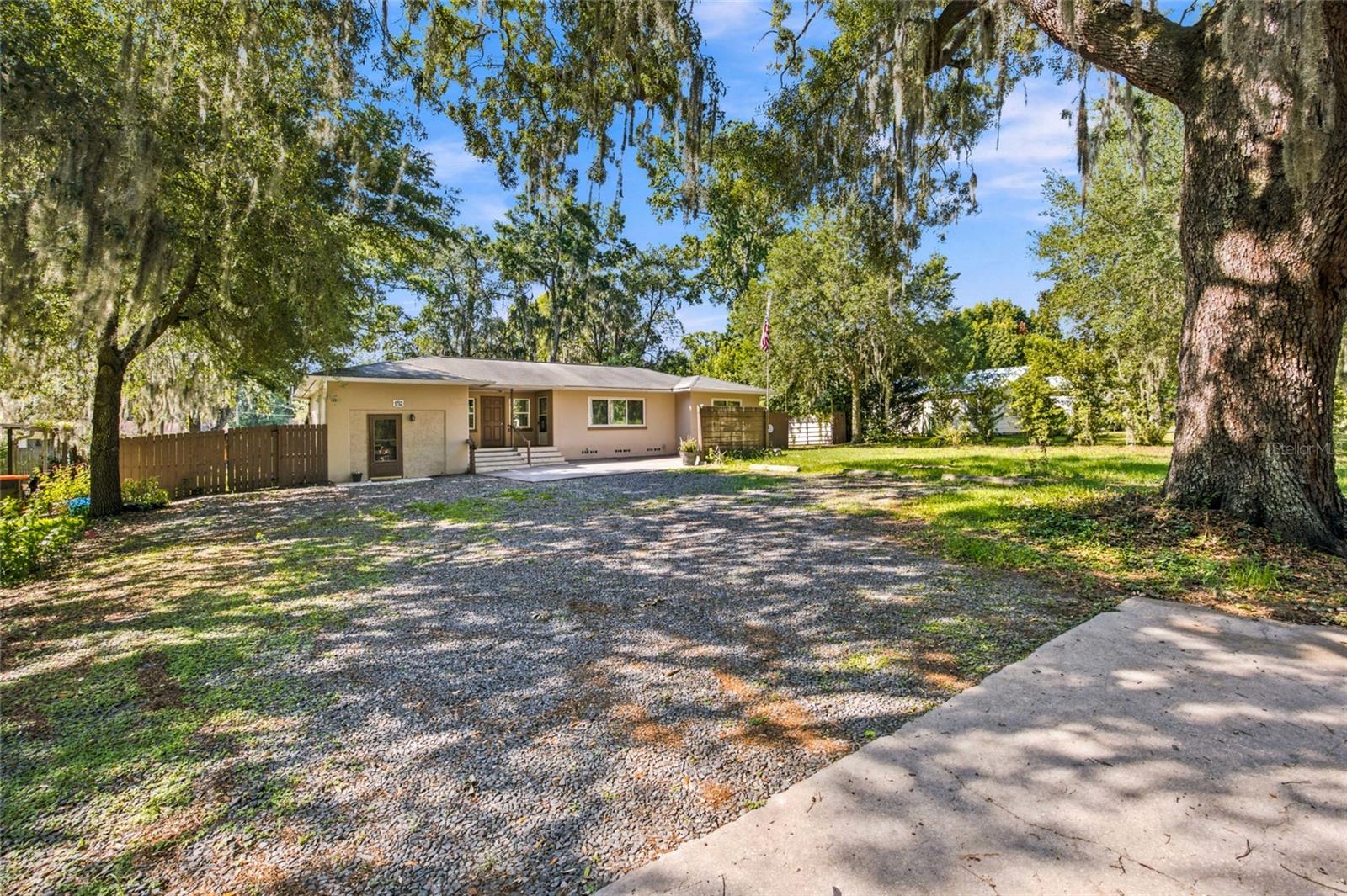 BELLEVIEW - Residential