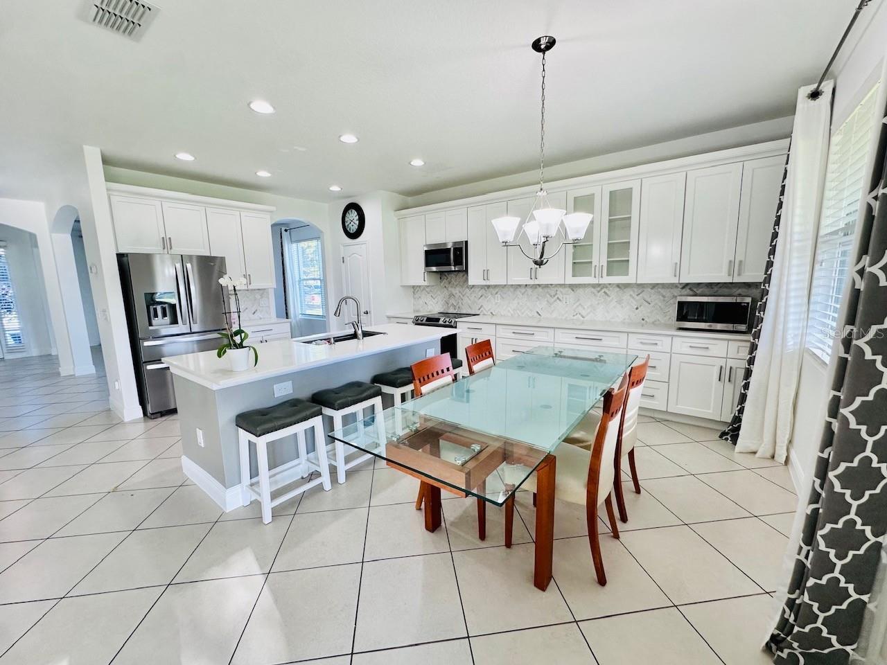 COUNTRYWALK #4 & 5 PH 1 & 2 - Residential Lease