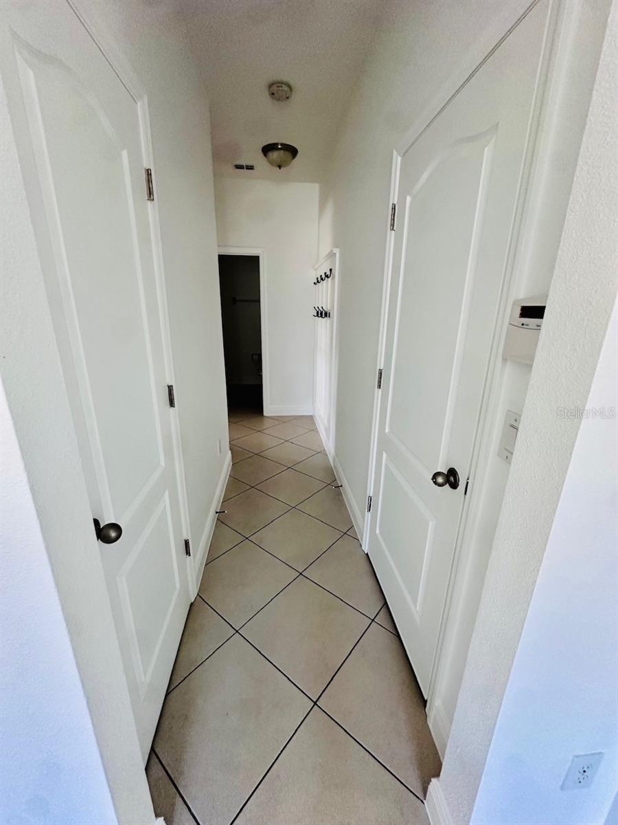 COUNTRYWALK #4 & 5 PH 1 & 2 - Residential Lease