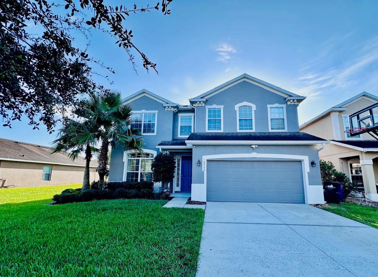 Beautiful 5 Bedroom, 3-bathroom house in an open and spacious floor plan. High ceilings and tile through out 1st floor and elegant laminate throughout 2nd floor. This home has huge, paved lanai with summer kitchen, a stunning backyard view of water and reserve, making your afternoon peaceful and enjoyable. The heart of the home is the kitchen, where it features quartz countertops, beautiful 42 inches cabinet, and elegant backsplash where you can entertain your guests. Natural light enhances the interior, creating a warm and inviting atmosphere throughout. The layout offers flexibility for work-from-home setups, family living, or hosting guests, making it ideal for a wide range of renters. Located in the highly desirable 32825 zip code, this home provides easy access to major highways including SR-408, SR-417, and SR-528, allowing for quick commutes to Downtown Orlando, Lake Nona, and surrounding employment hubs. Residents enjoy being minutes from Waterford Lakes Town Center, with convenient access to grocery stores, retail shopping, restaurants, fitness centers, and entertainment options. This Orlando rental property is also close to UCF, Valencia College East Campus, and Orlando International Airport. You Must See it! Schedule your view today!