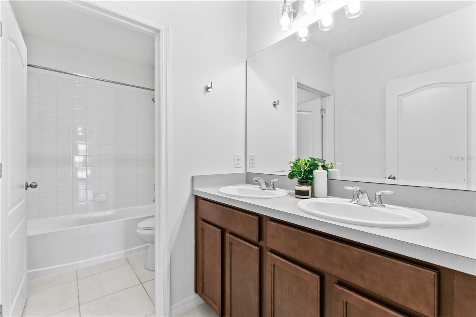 CYPRESS OAKS PH II - Residential