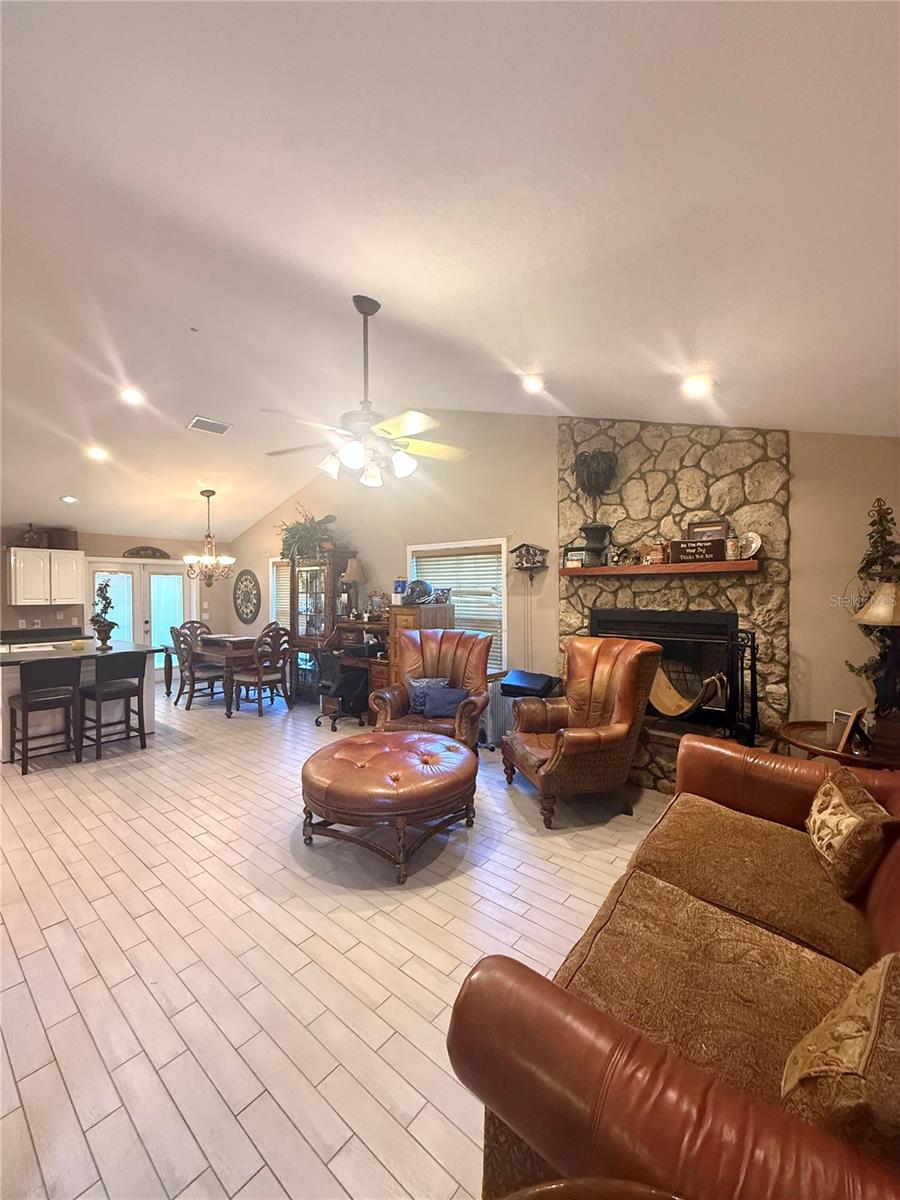 SUMTER GARDENS - Residential