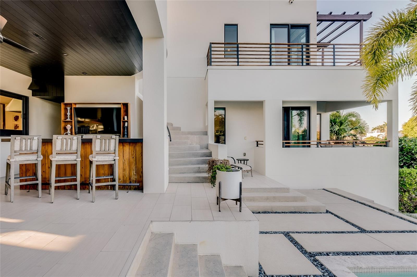 LIDO BEACH - Residential