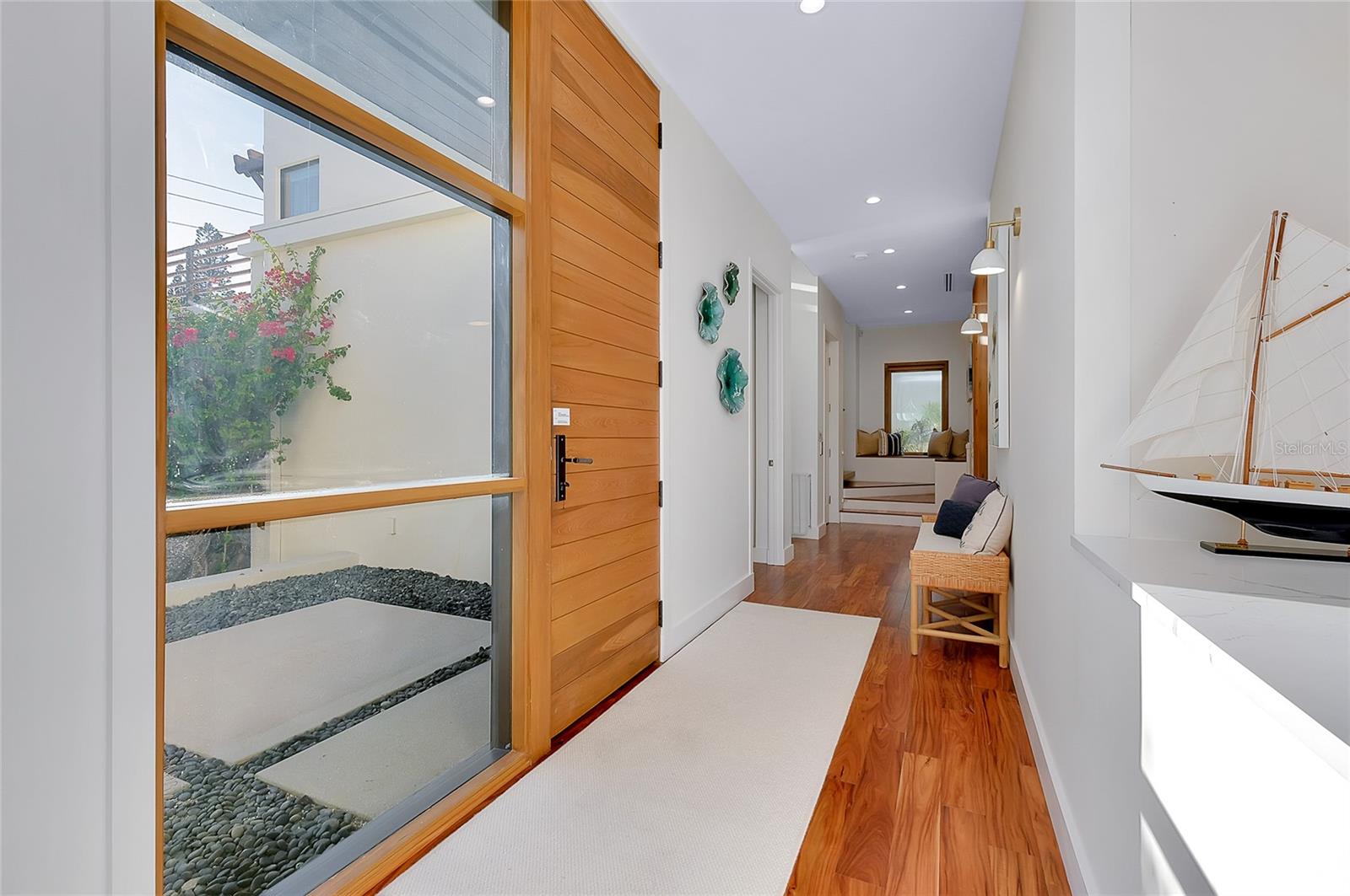 LIDO BEACH - Residential