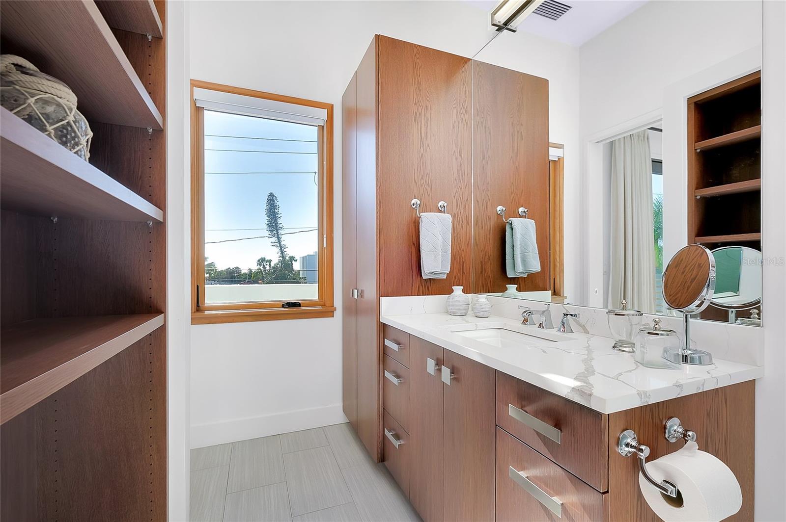 LIDO BEACH - Residential