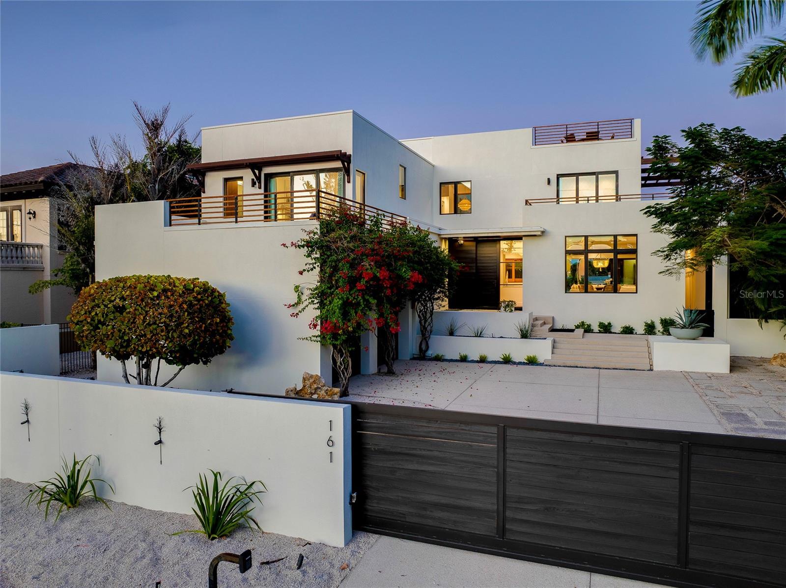LIDO BEACH - Residential