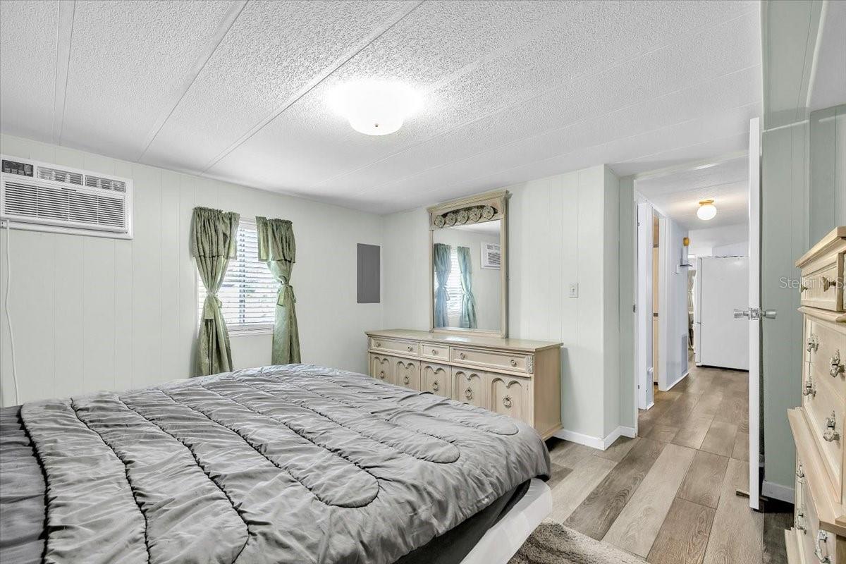 WELLES PARK - Residential