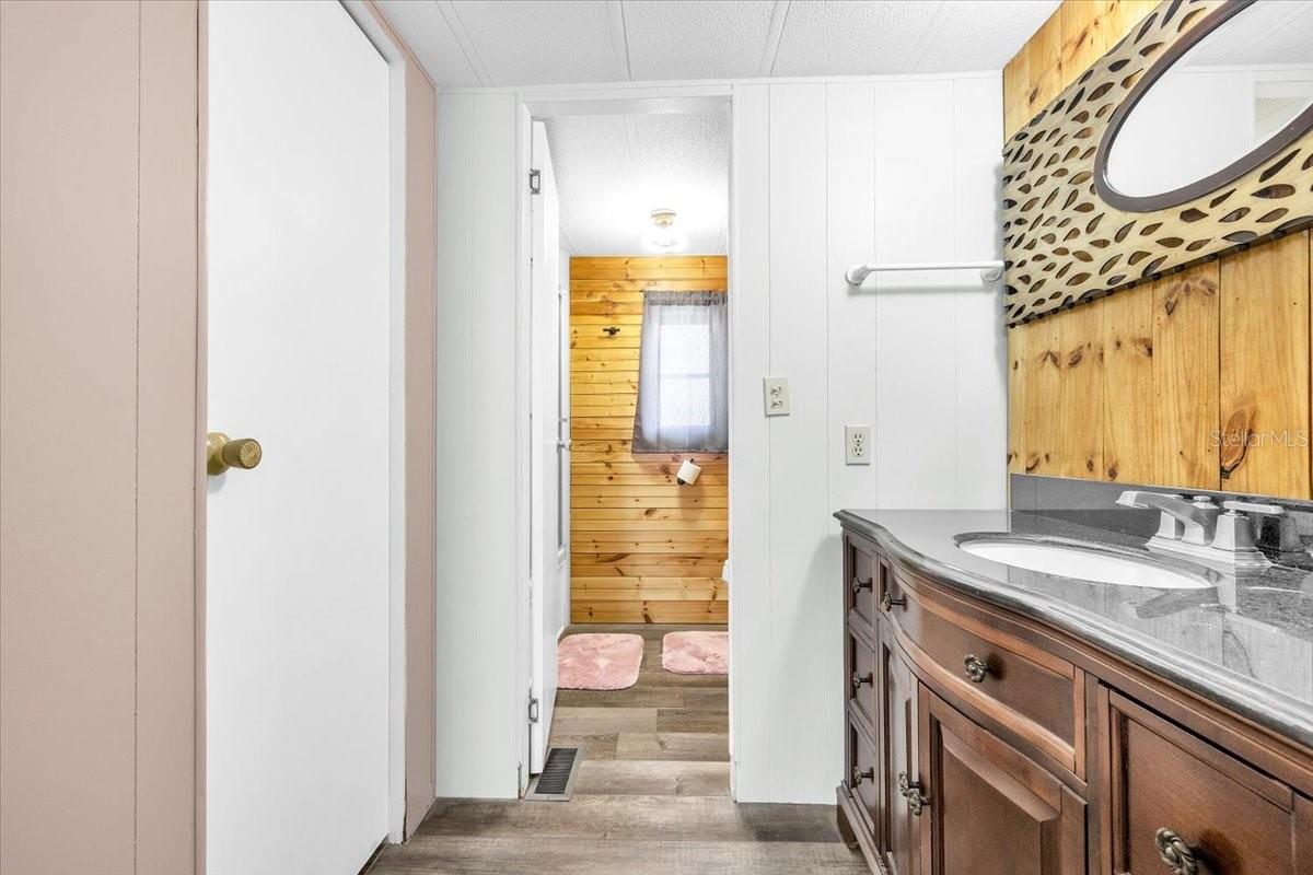 WELLES PARK - Residential