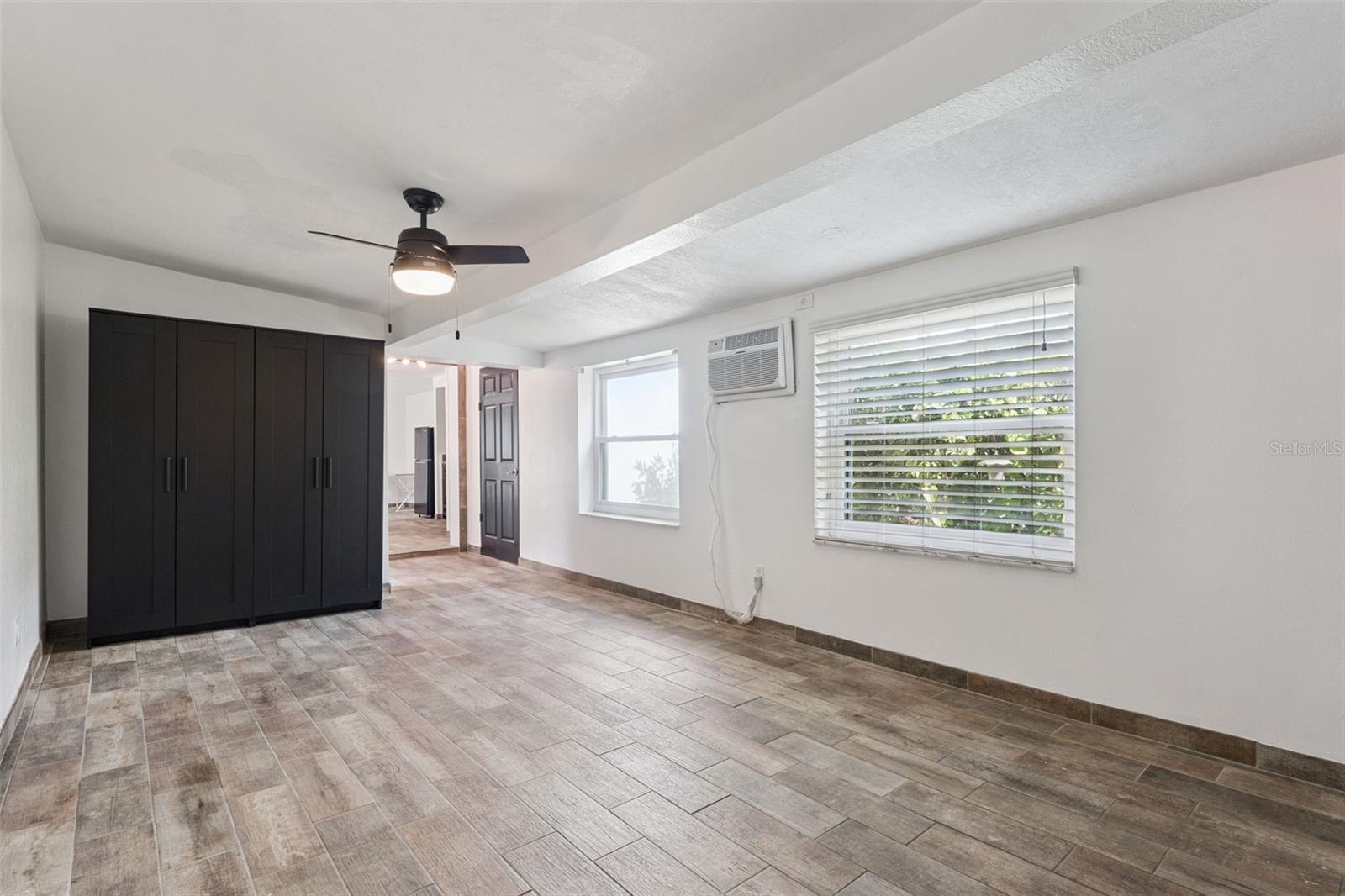 LAKE JESSAMINE - Residential