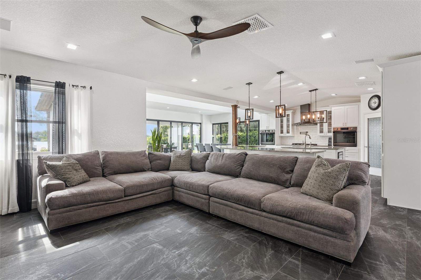 LAKE JESSAMINE - Residential
