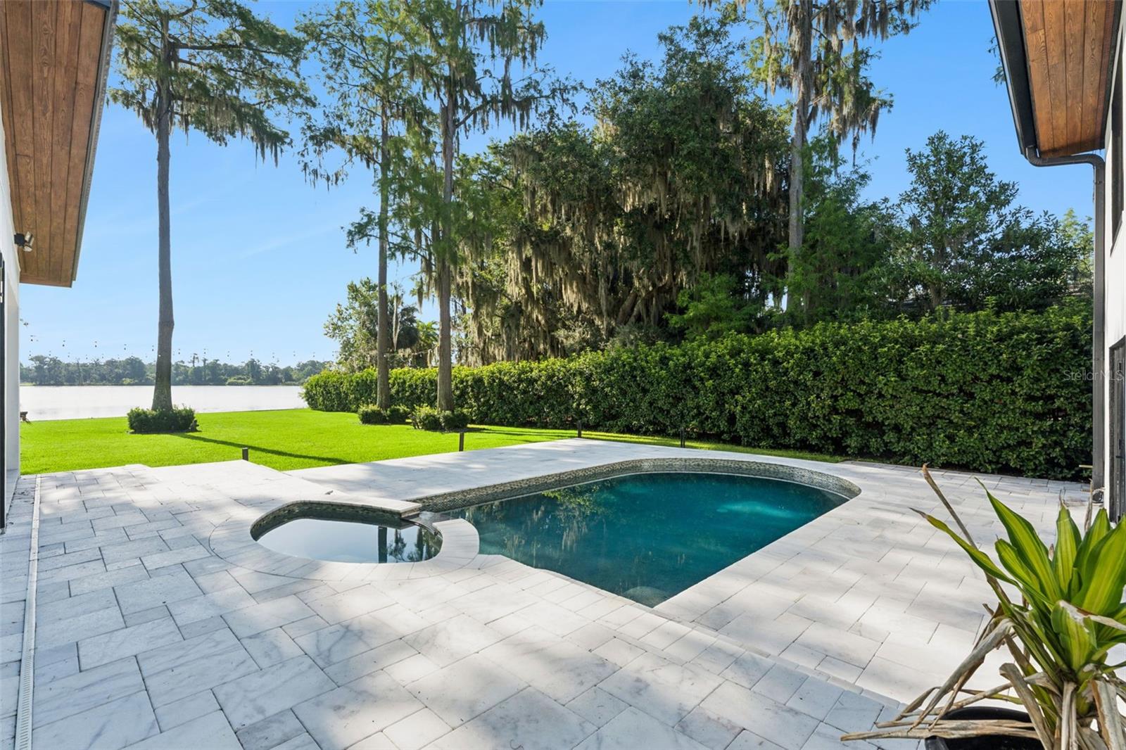 LAKE JESSAMINE - Residential